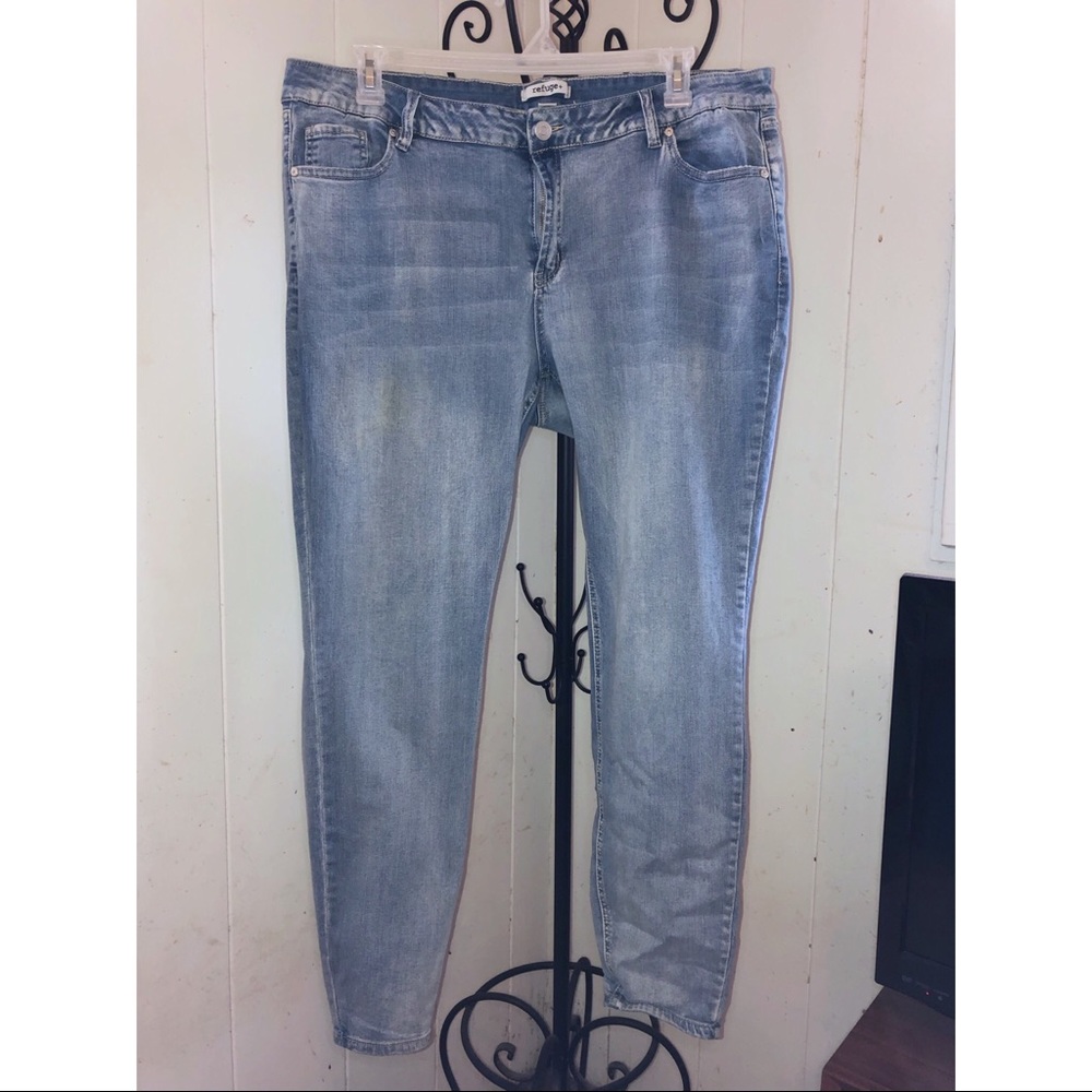Medium Wash Skinny Jeans